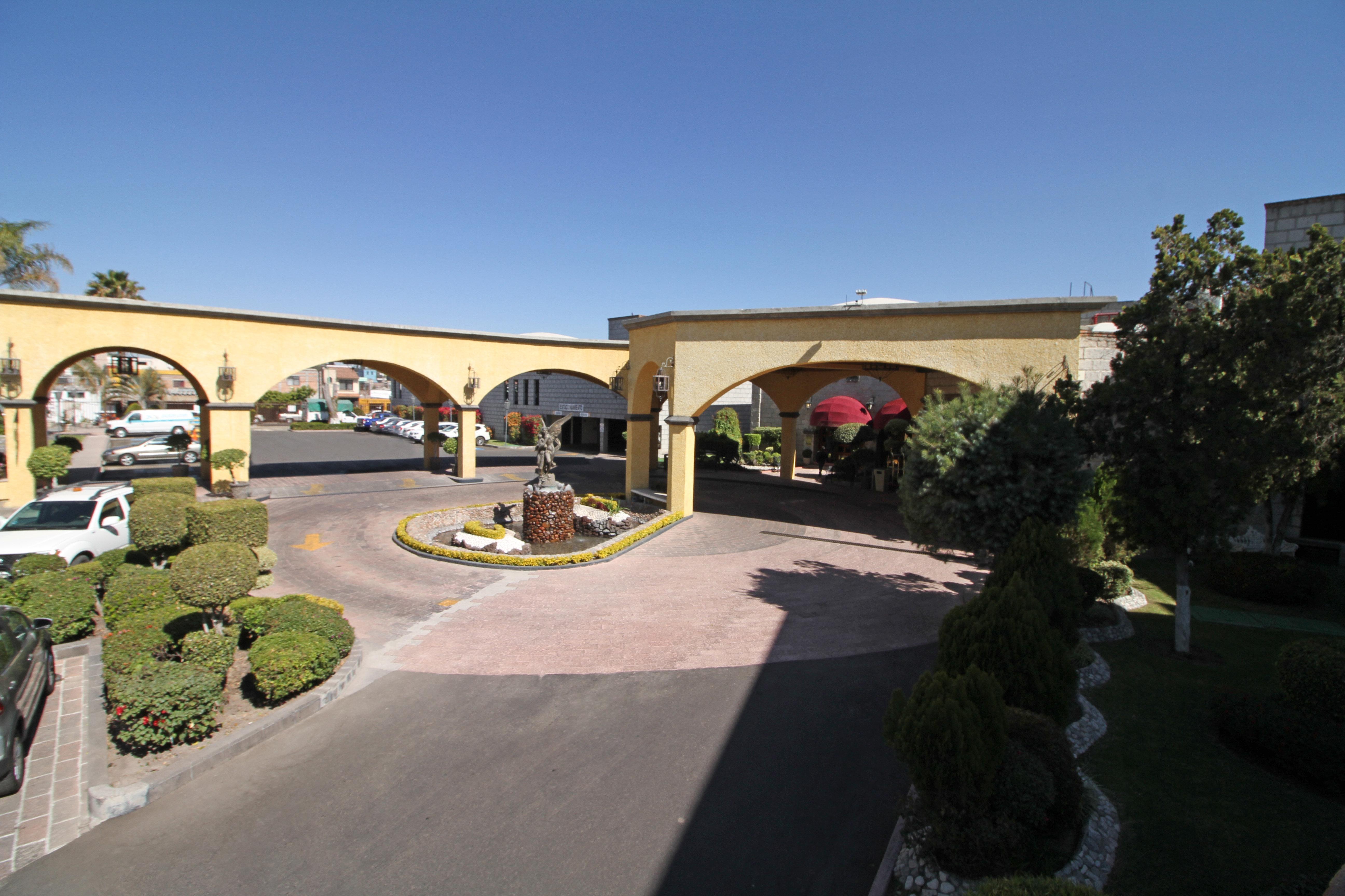 Holiday Inn Queretaro Centro Historico By Ihg Bagian luar foto